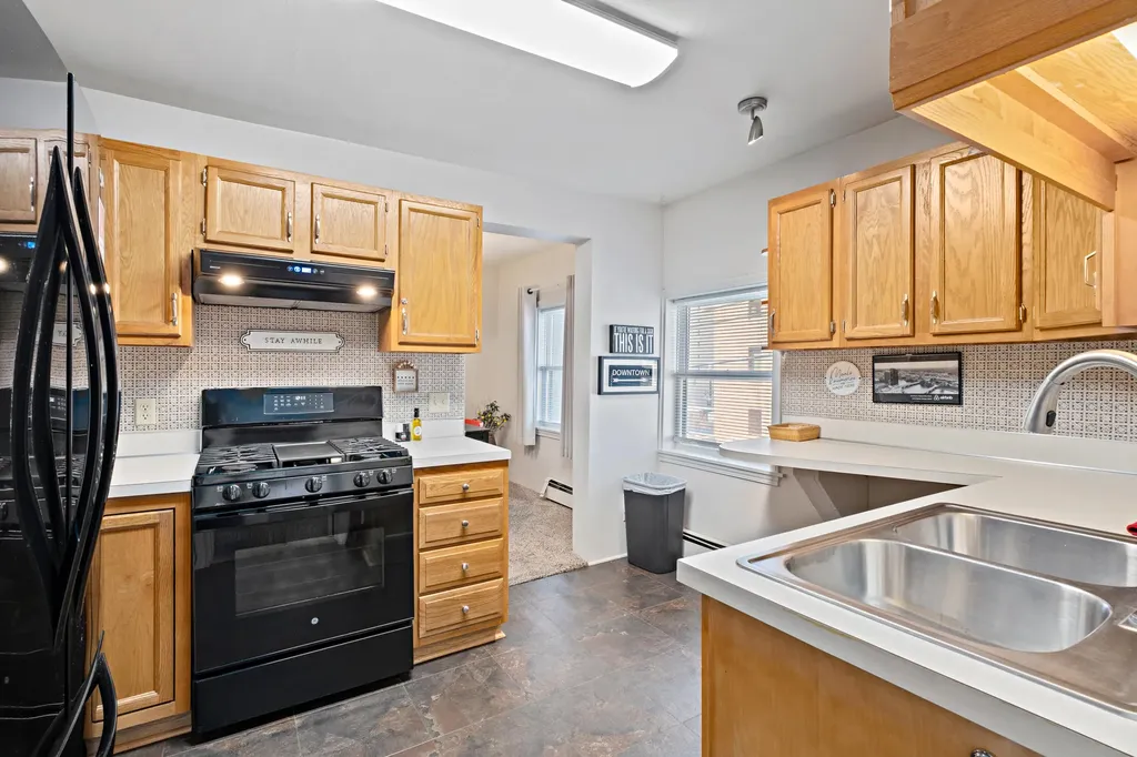 20 & 22 Crescent Street NE Grand Rapids City MI 49501