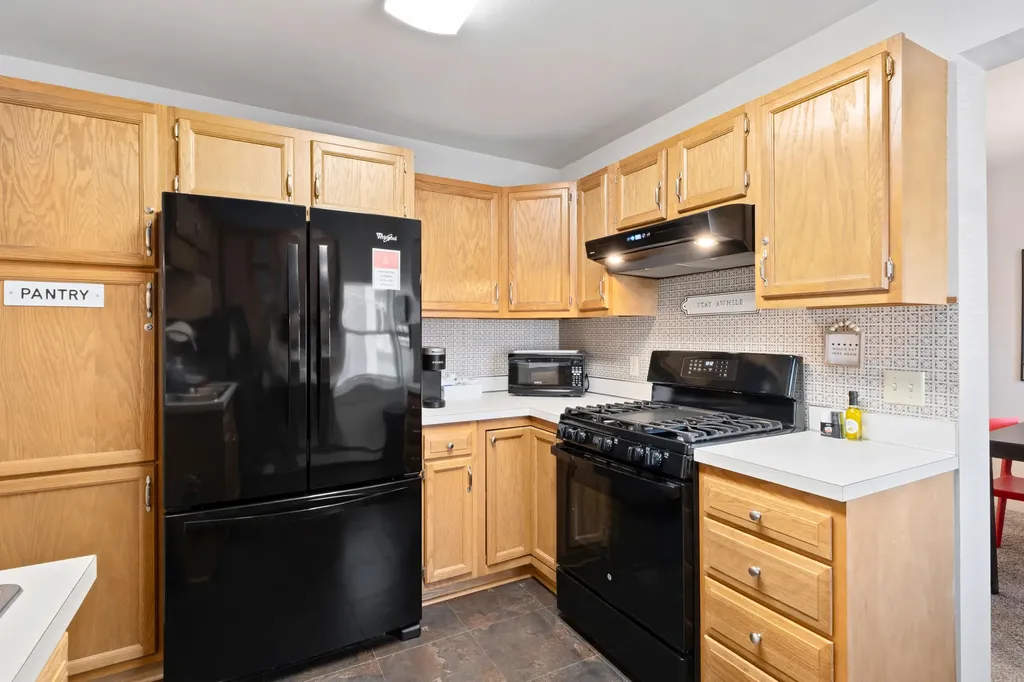 20 & 22 Crescent Street NE Grand Rapids City MI 49501