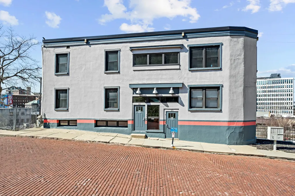 20 & 22 Crescent Street NE Grand Rapids City MI 49501