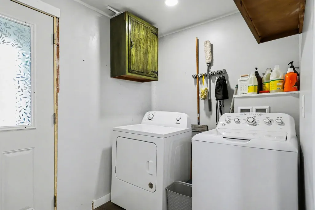 136 S Hemlock Street Evart City MI 49631