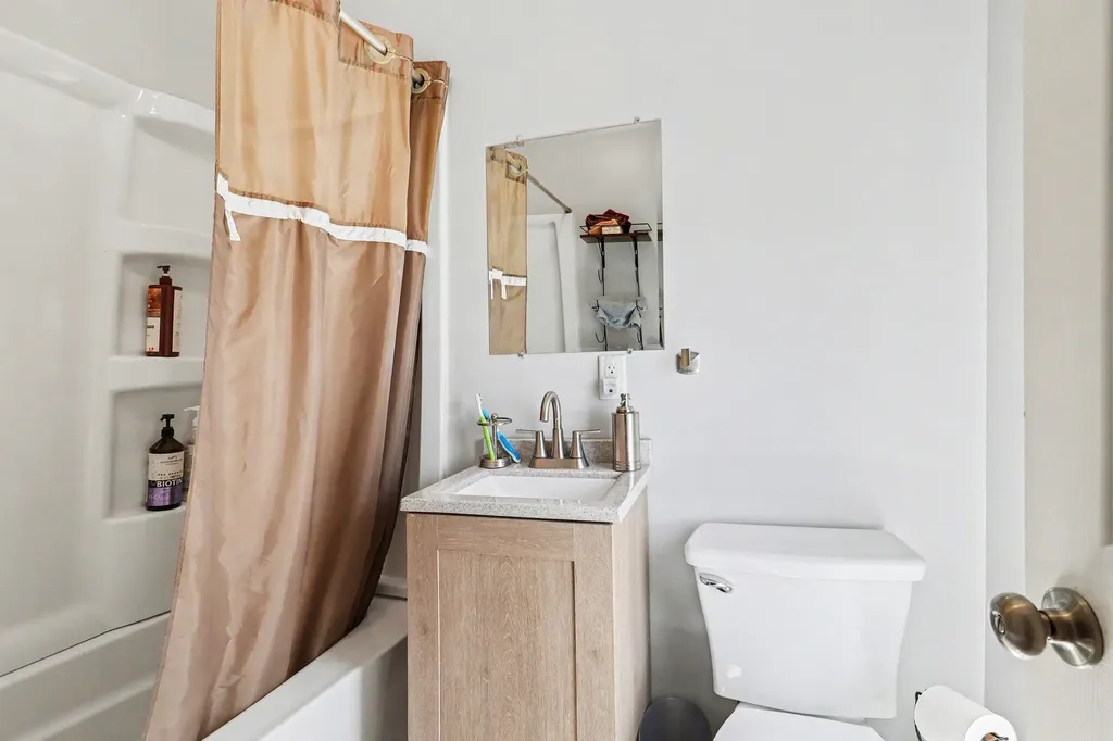 136 S Hemlock Street Evart City MI 49631