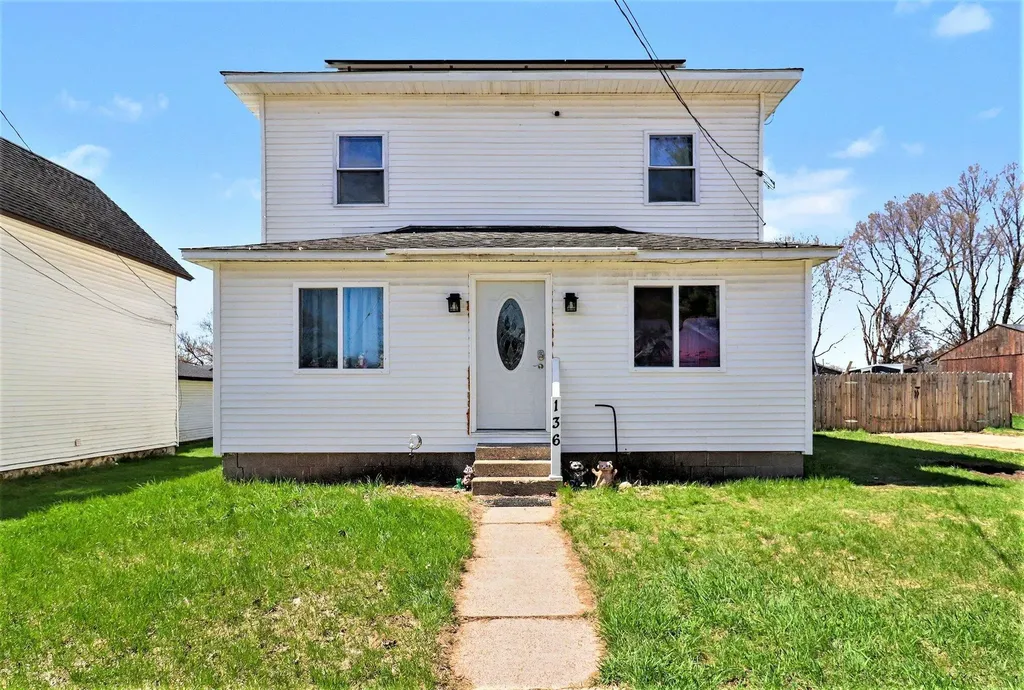 136 S Hemlock Street Evart City MI 49631