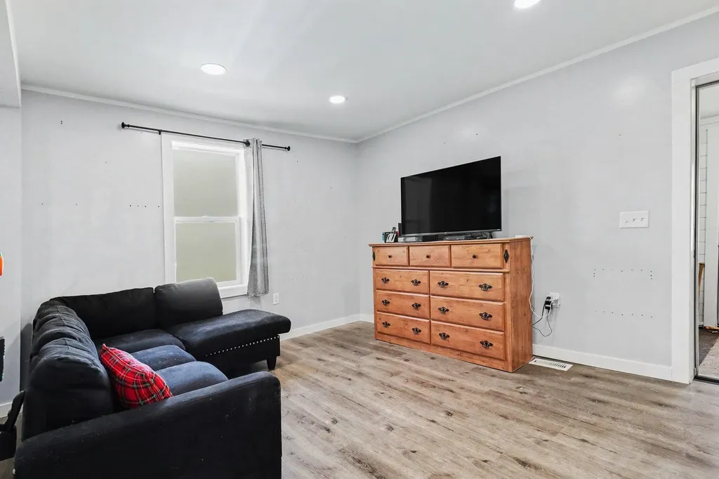 136 S Hemlock Street Evart City MI 49631
