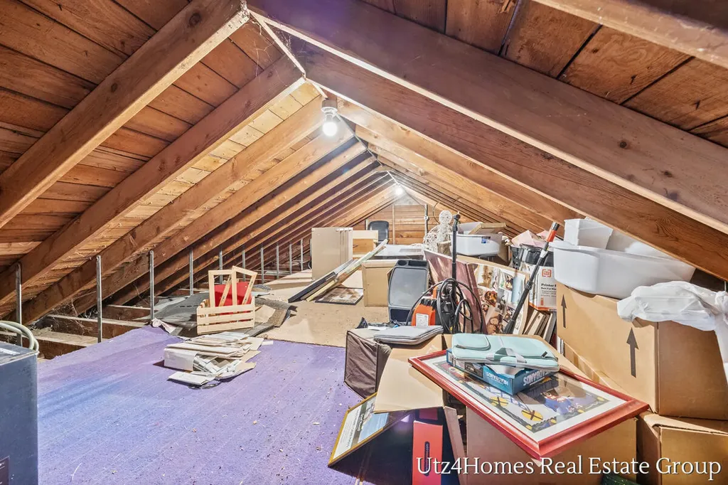 1136 Wilson Court Norton Shores City MI 49441