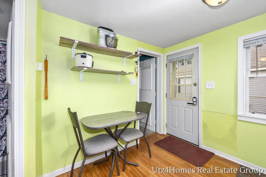 1136 Wilson Court Norton Shores City MI 49441