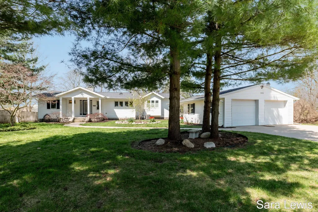 15710 Rich Lane Prairieville Township MI 49060