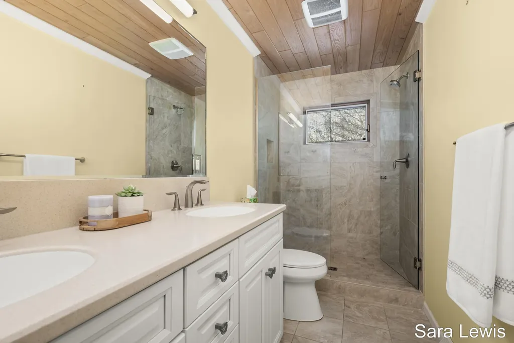 15710 Rich Lane Prairieville Township MI 49060