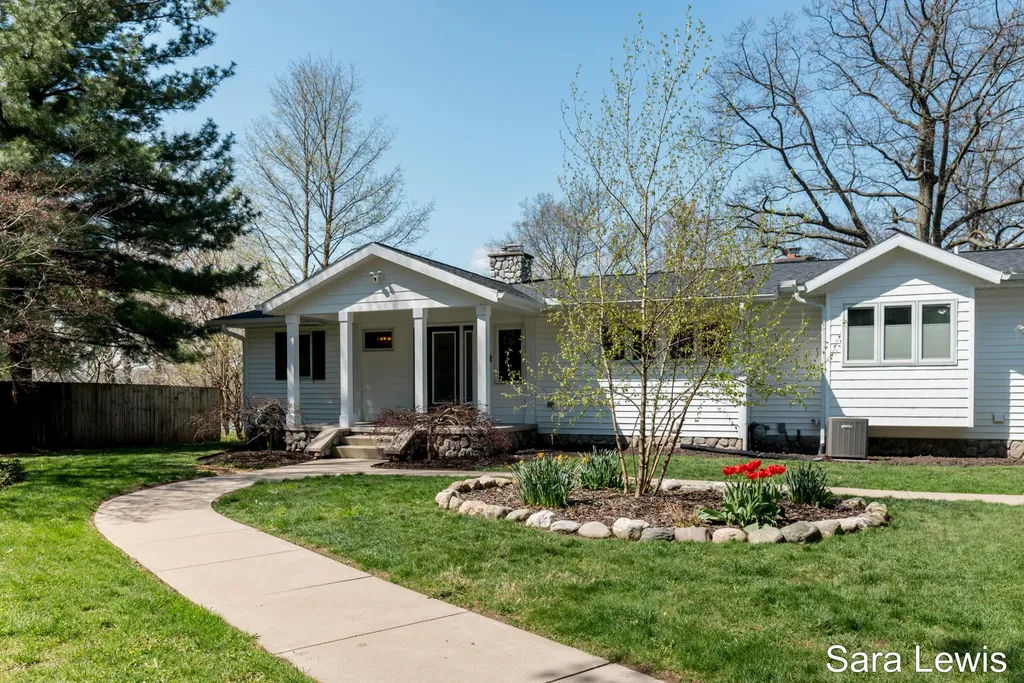 15710 Rich Lane Prairieville Township MI 49060