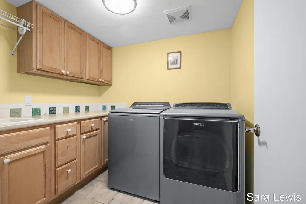 15710 Rich Lane Prairieville Township MI 49060