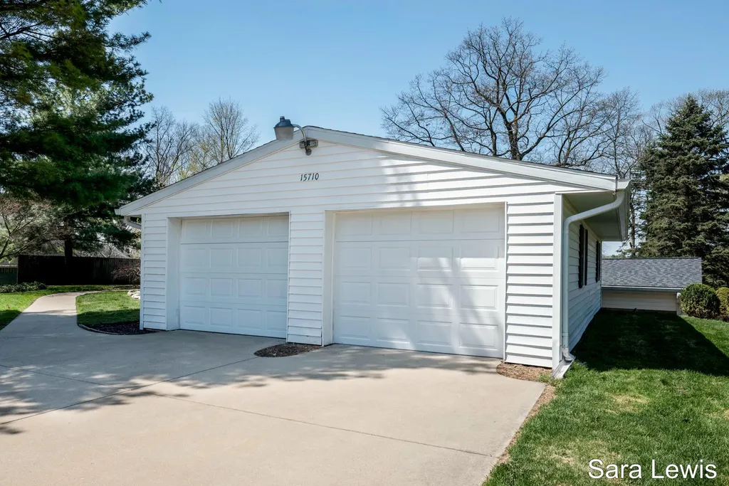 15710 Rich Lane Prairieville Township MI 49060