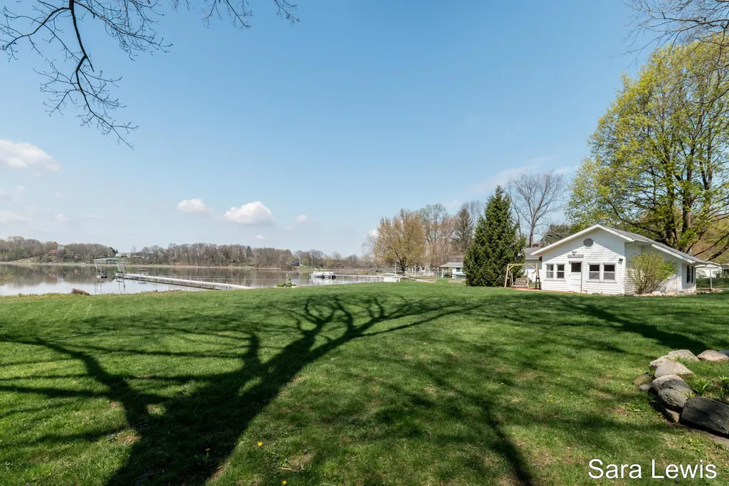15710 Rich Lane Prairieville Township MI 49060