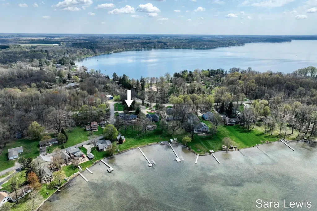 15710 Rich Lane Prairieville Township MI 49060