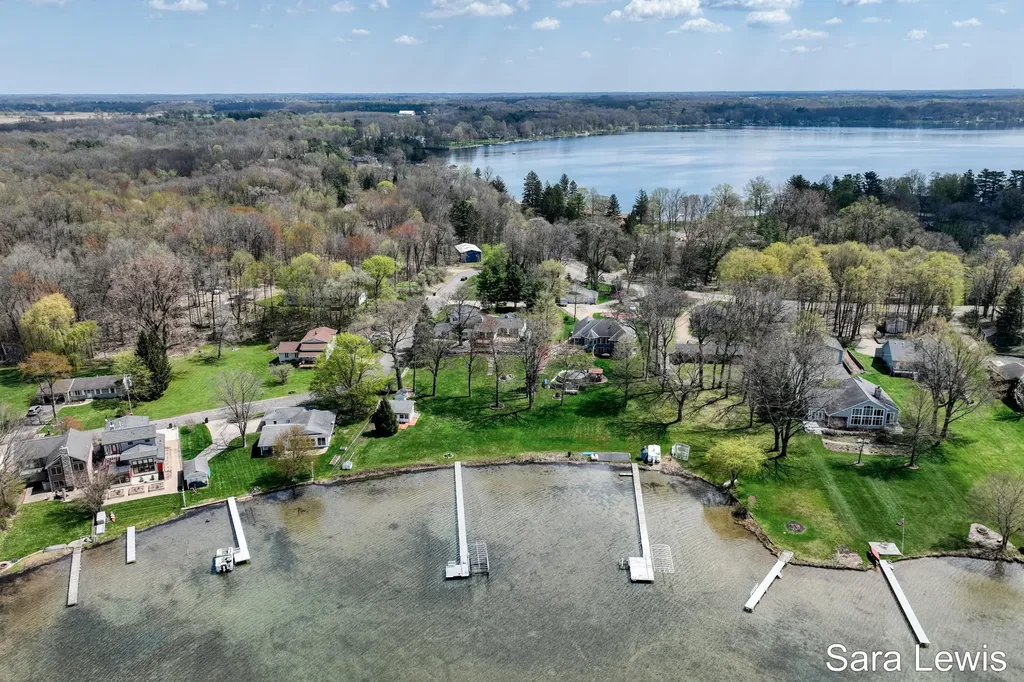 15710 Rich Lane Prairieville Township MI 49060
