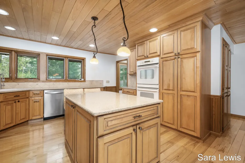 15710 Rich Lane Prairieville Township MI 49060