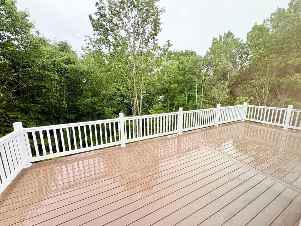 5888 Valley Point Drive SE Caledonia Township MI 49316