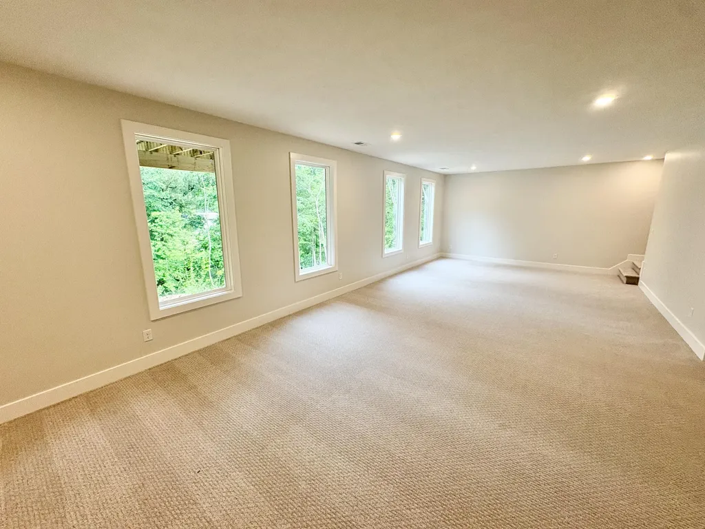 5888 Valley Point Drive SE Caledonia Township MI 49316