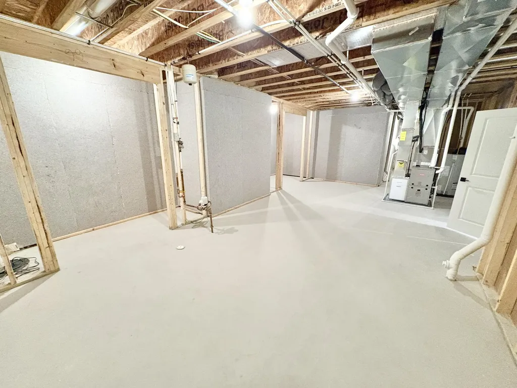 5888 Valley Point Drive SE Caledonia Township MI 49316