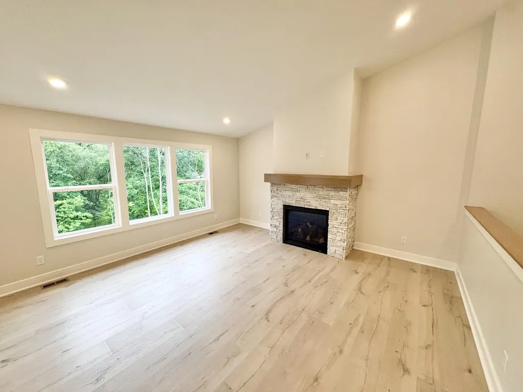 5888 Valley Point Drive SE Caledonia Township MI 49316