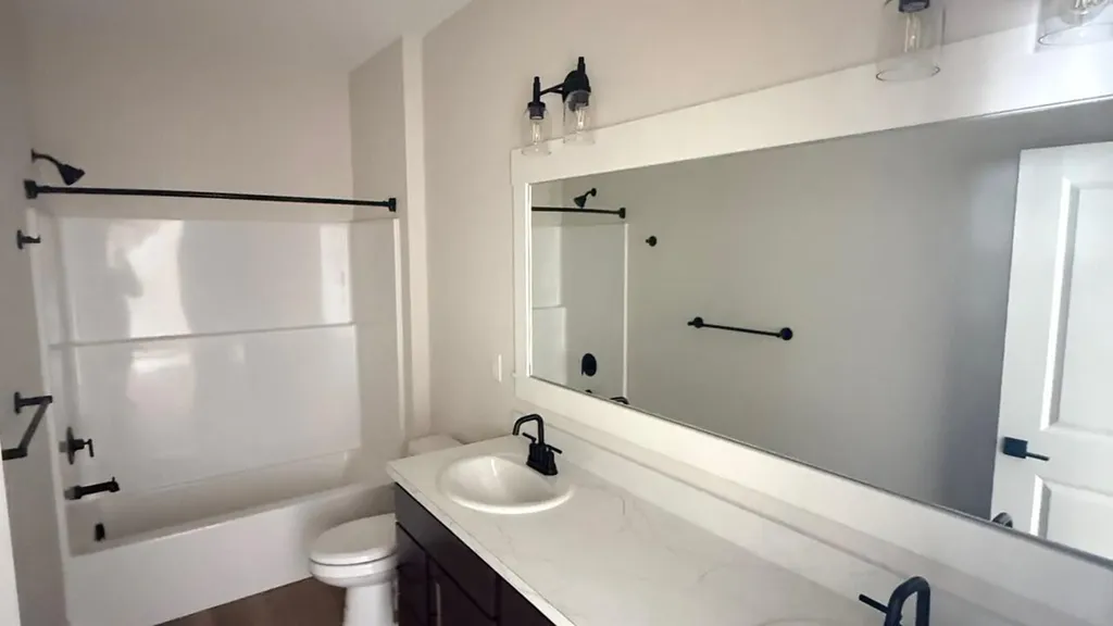 5796 Hay Wagon Road SE Kentwood City MI 49508