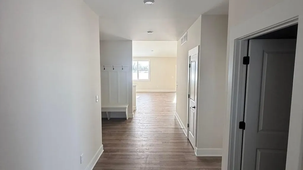 5796 Hay Wagon Road SE Kentwood City MI 49508