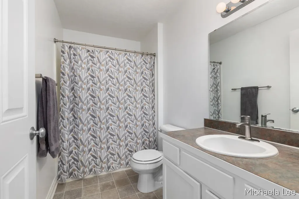 12265 S Crystal Waters Drive Holland Charter Township MI 49424