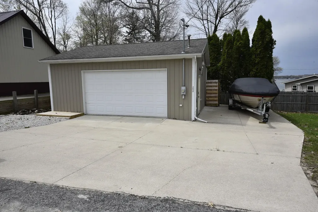 2690 Ovid Street Crystal Township MI 48818
