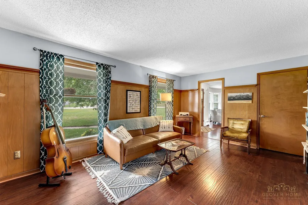 319 Greenridge Drive NW Walker City MI 49544