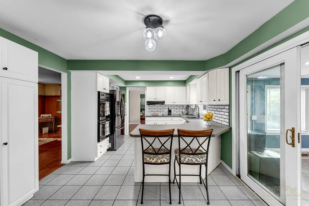 319 Greenridge Drive NW Walker City MI 49544