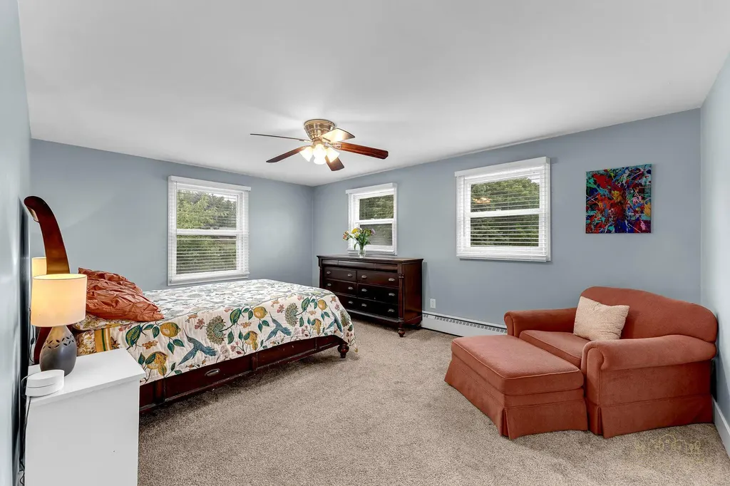 319 Greenridge Drive NW Walker City MI 49544