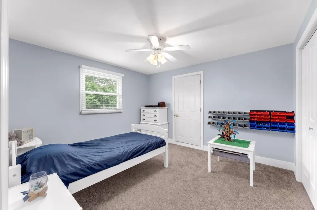 319 Greenridge Drive NW Walker City MI 49544