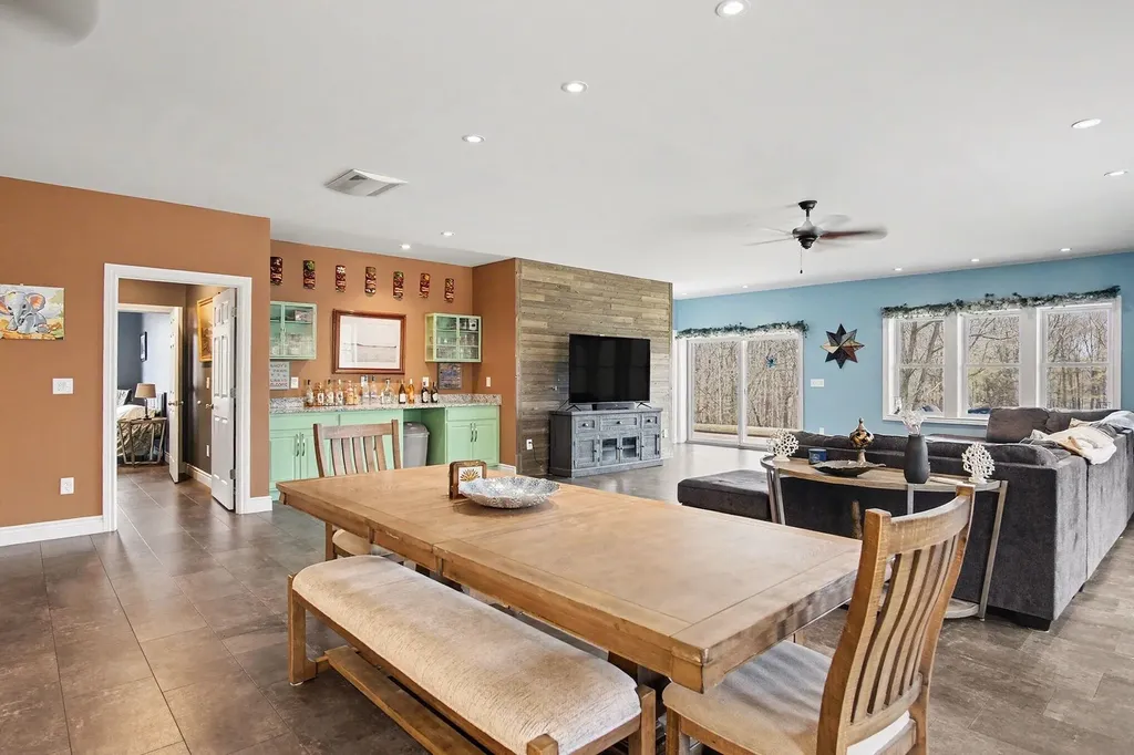 2545 Lorraine Drive Allegan Township MI 49010