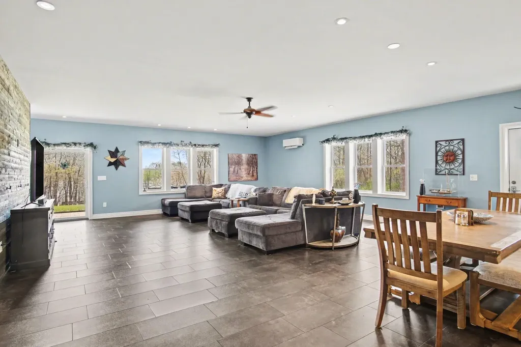 2545 Lorraine Drive Allegan Township MI 49010