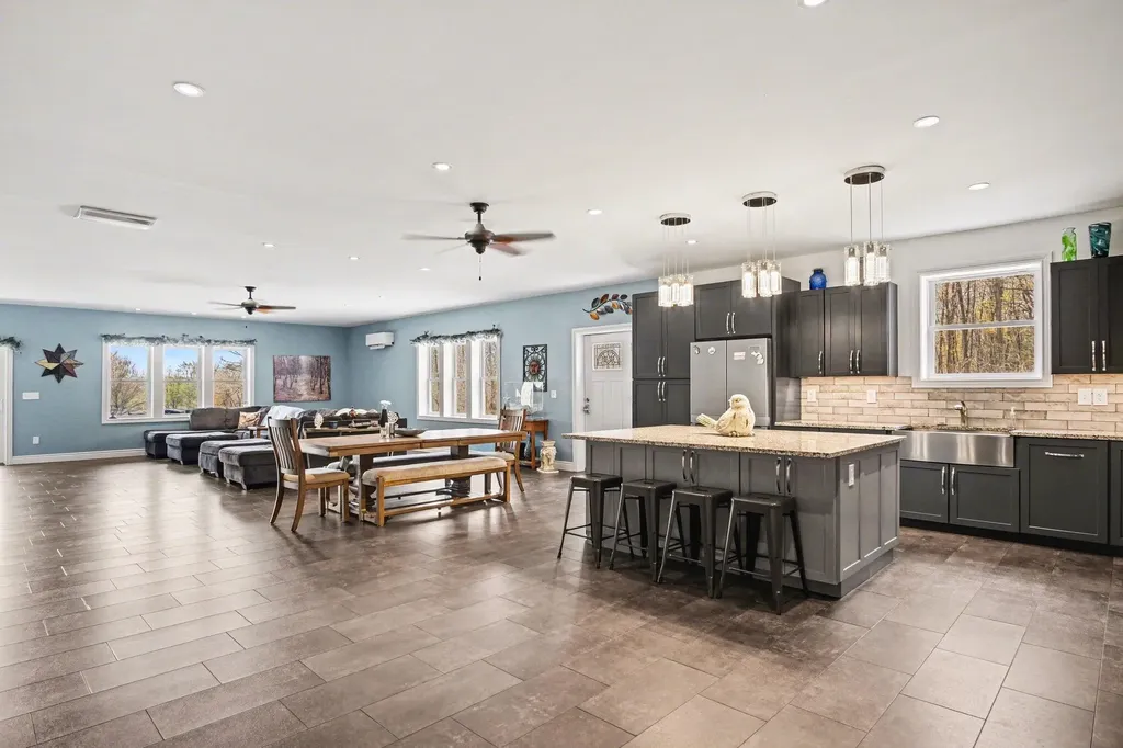 2545 Lorraine Drive Allegan Township MI 49010