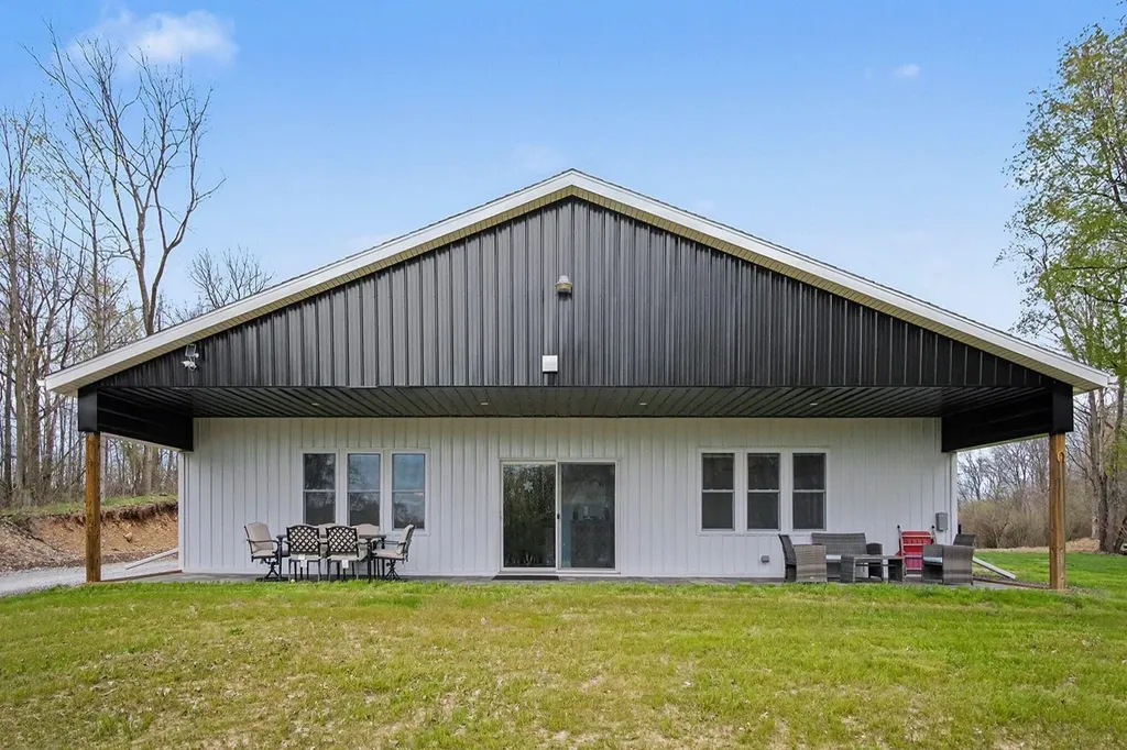 2545 Lorraine Drive Allegan Township MI 49010