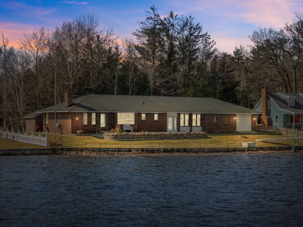 111 S Dana Trail Lake City City MI 49651