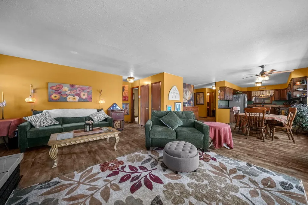 111 S Dana Trail Lake City City MI 49651