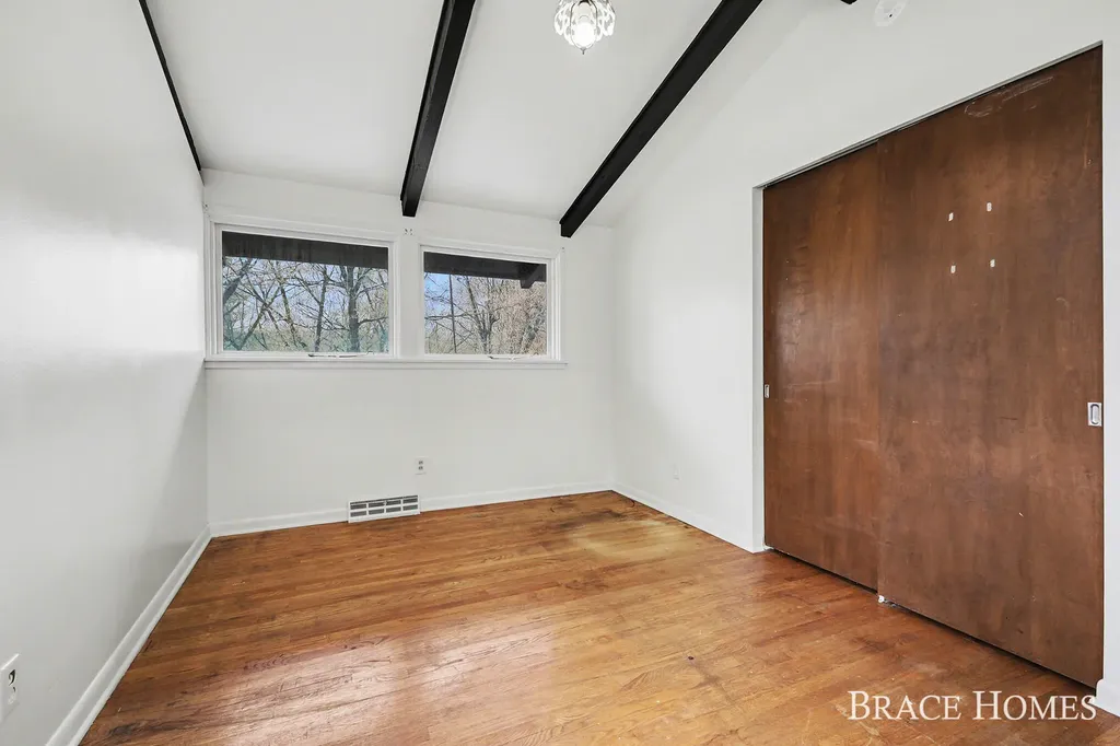 249 Thurman Street Belding City MI 48809