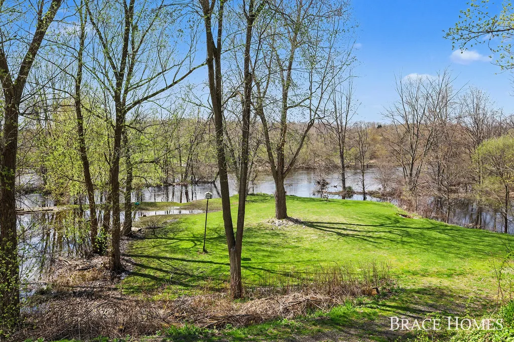 249 Thurman Street Belding City MI 48809