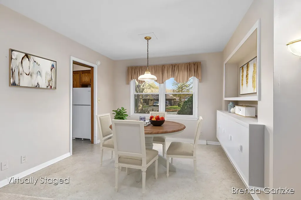 1880 Lynne Lane NW Grand Rapids City MI 49504