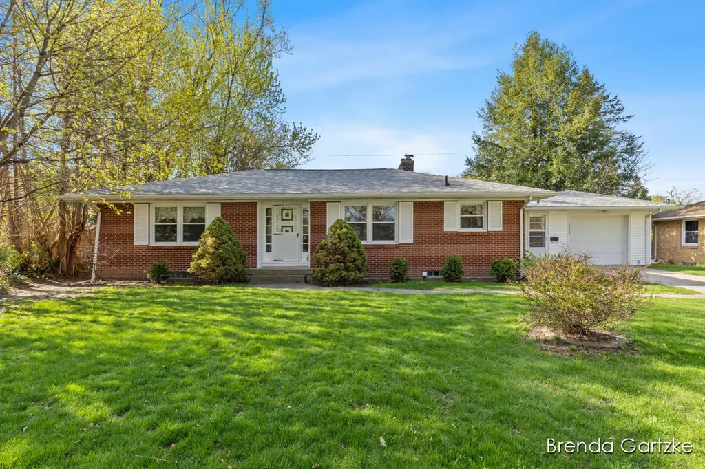 1880 Lynne Lane NW Grand Rapids City MI 49504