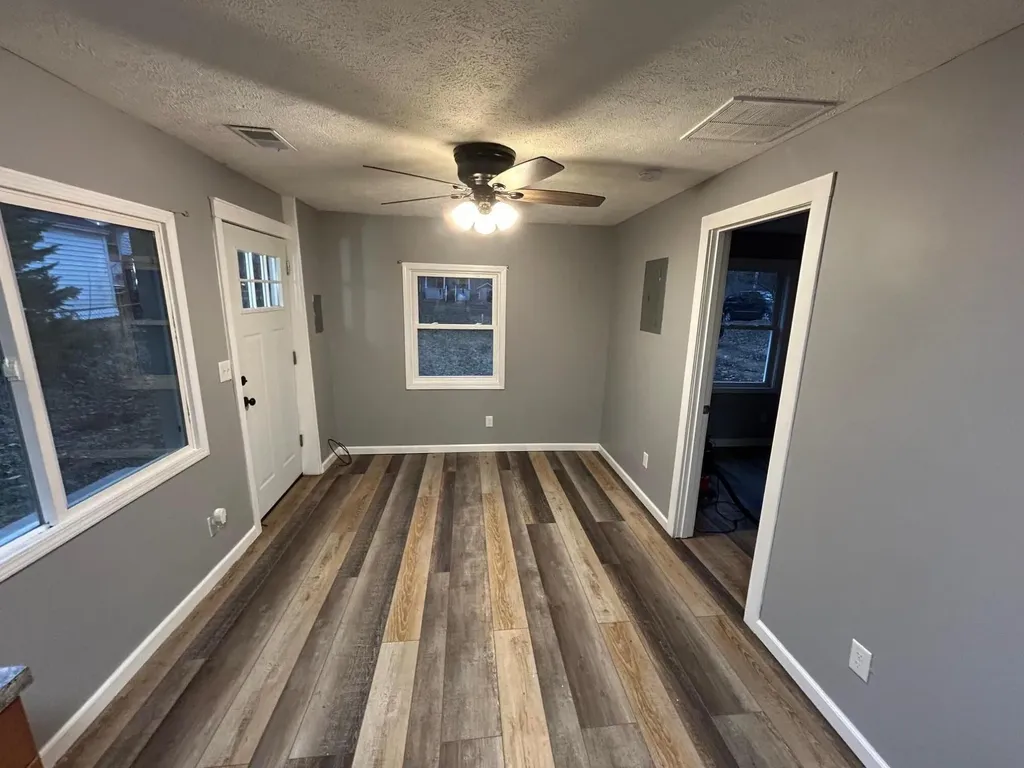 600 W Hodge Avenue Lansing City MI 48910