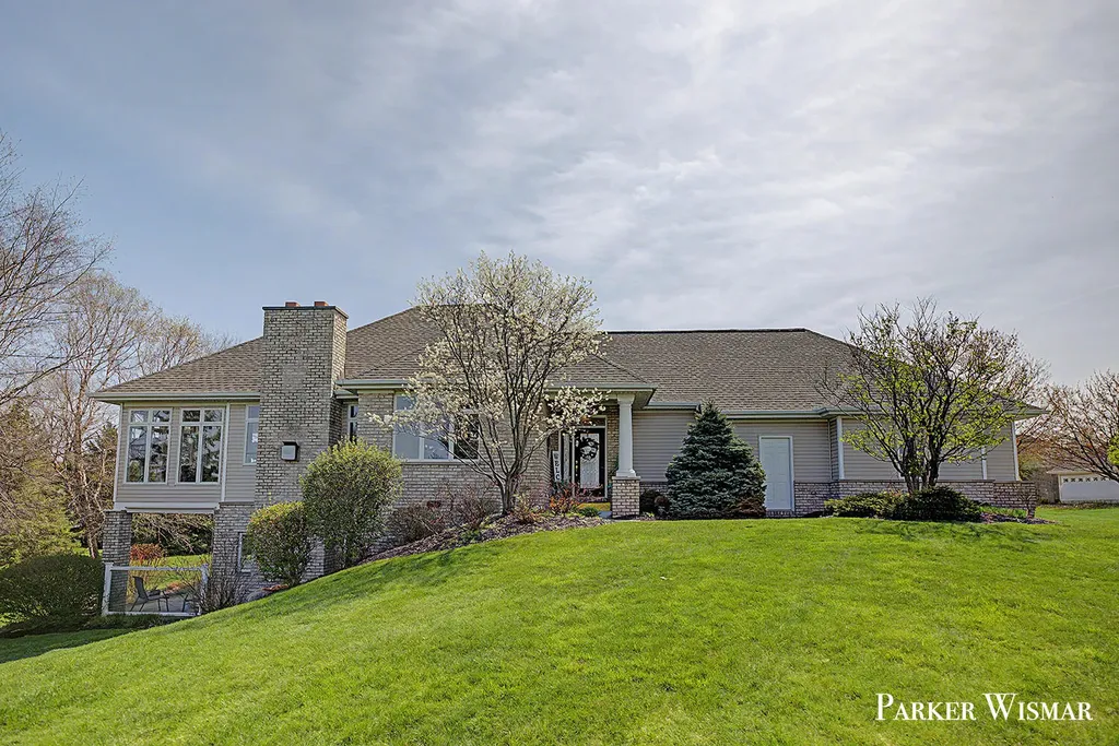 2661 Village Circle SW Byron Township MI 49315