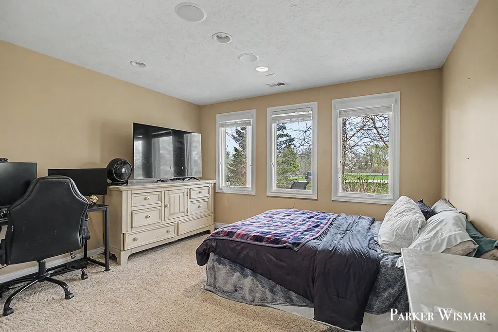 2661 Village Circle SW Byron Township MI 49315