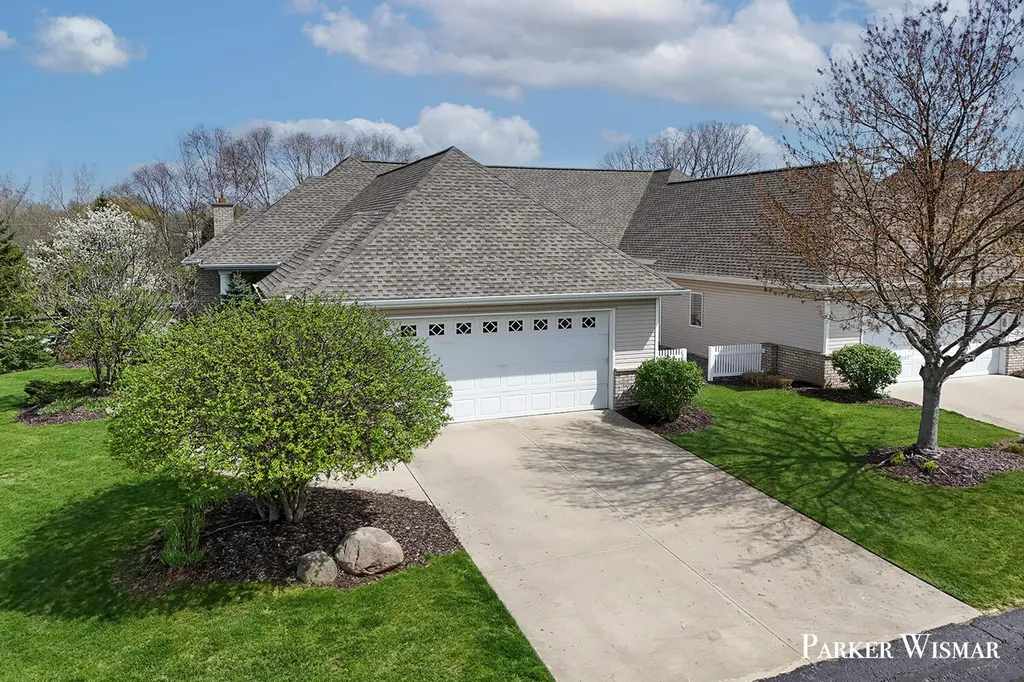 2661 Village Circle SW Byron Township MI 49315