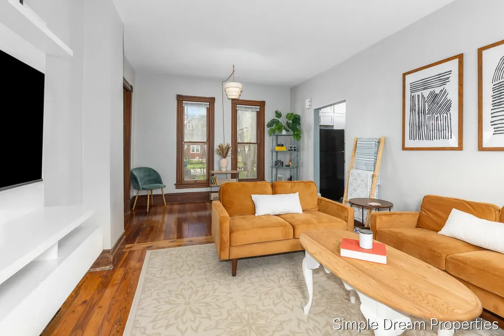 556 Lafayette Avenue SE Grand Rapids City MI 49503