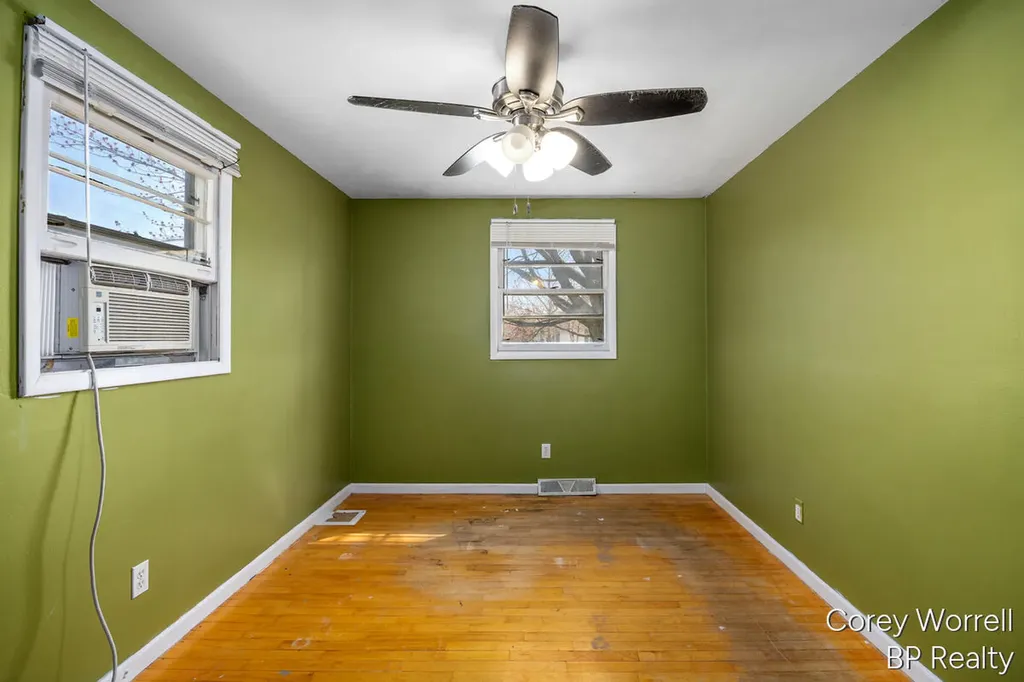 1427 Grant Avenue Grand Haven City MI 49417