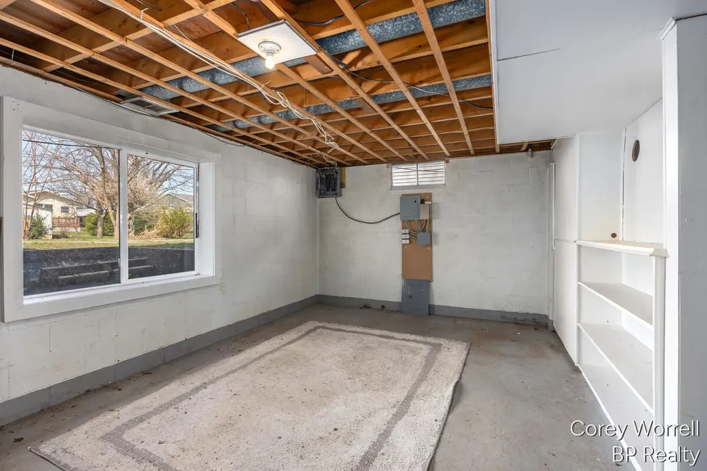 1427 Grant Avenue Grand Haven City MI 49417