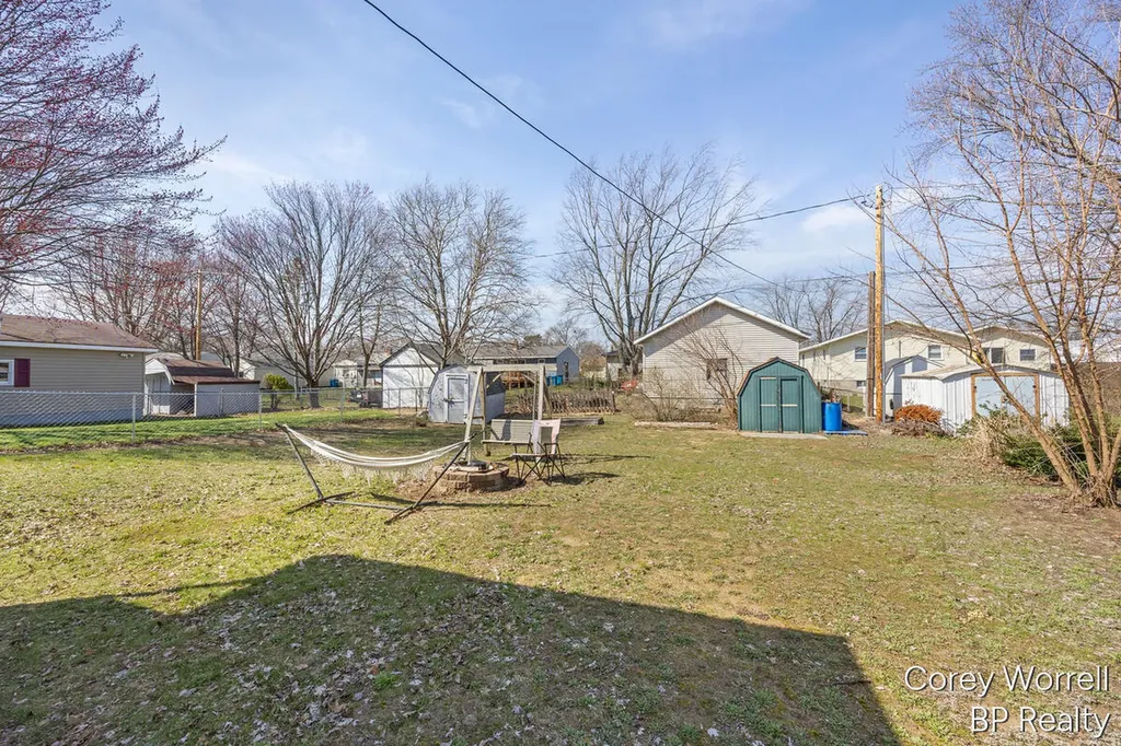 1427 Grant Avenue Grand Haven City MI 49417