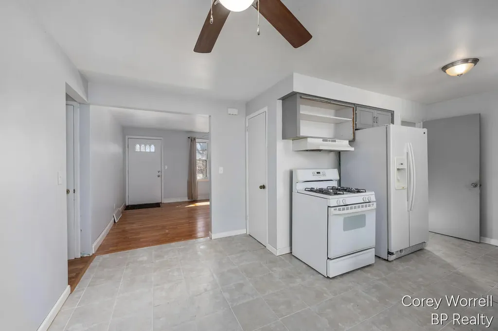 1427 Grant Avenue Grand Haven City MI 49417
