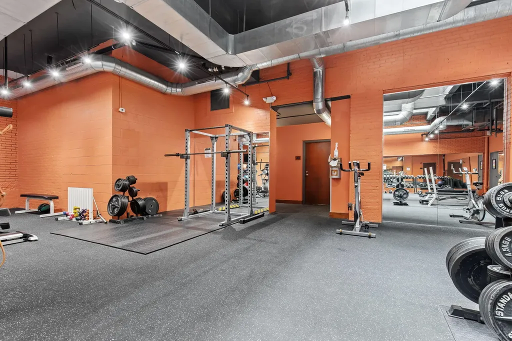 600 Broadway Avenue NW Grand Rapids City MI 49504